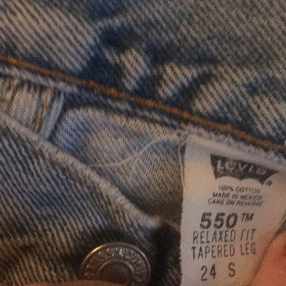 Vintage Levi’s 550 jeans size 24 S womens plus great condition a little frayed - Picture 2 of 5